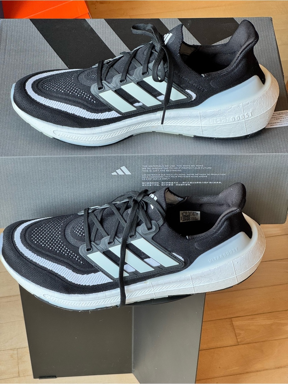 Adidas Ultraboost Light - Picture 3 of 7